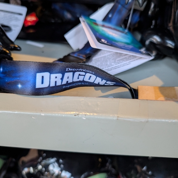 NEW Universal Studios How to Train Your Dragon Popcorn Bucket Black Toothless - Picture 7 of 7